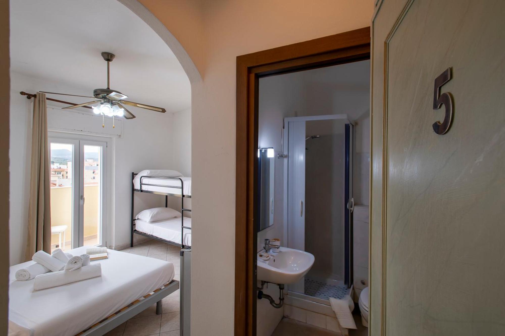 Oasis Guest House Alghero Kültér fotó